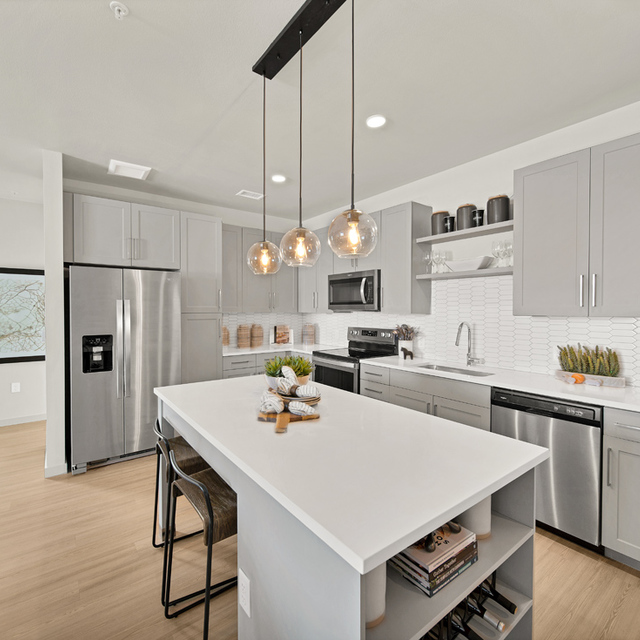 Camber Apartments - Fully Equipped Kitchen with Breakfast Island