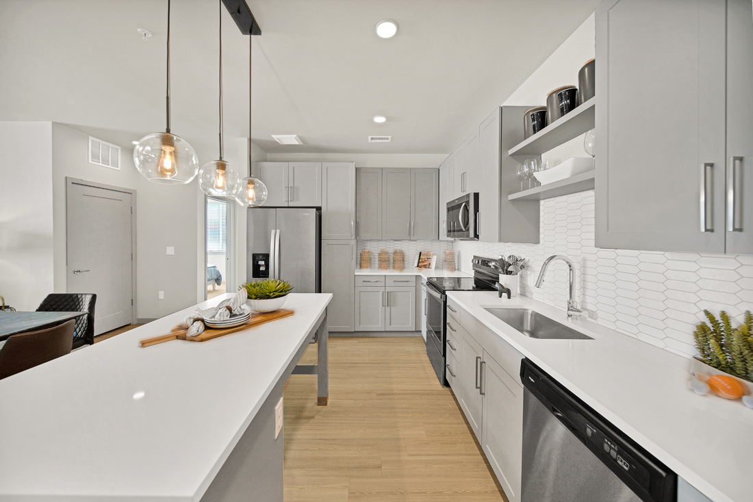 Apartments for Rent near Commerce City Features & Amenities